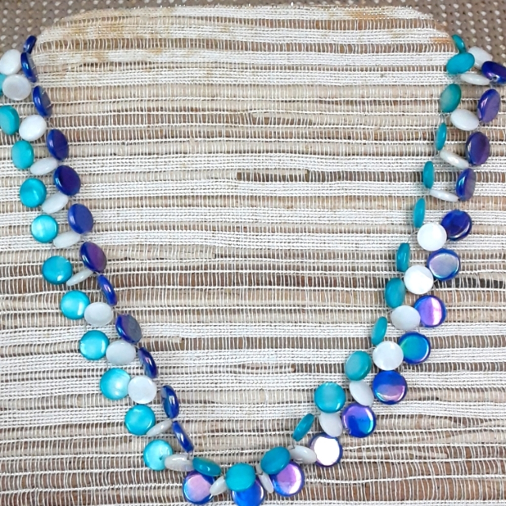 Iridescent glass necklace